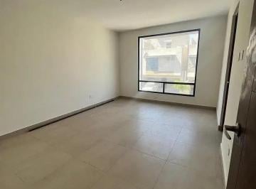 1 · Casa en Renta Cerradas Sole