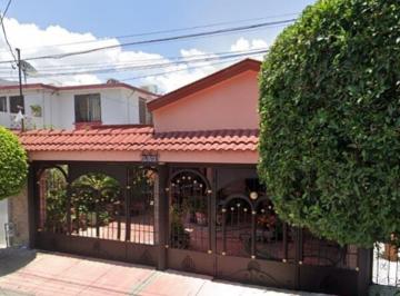 Casa de 3 habitaciones, San Nicolás de los Garza · Casa en Venta en Las Puentes 2do Sector, San Nicolas de Los Garza, Nuevo Leon