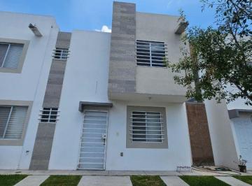 Casa en condominio de 3 habitaciones, El Marqués · Casa en Renta en Condominio Brisea, Cd Marques, Queretaro