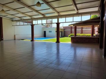 Terreno comercial , Jiutepec · Terreno con Jardín, Alberca y Palapa en Venta, Jiutepec, Mor.