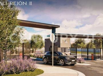 Terreno / Lote · 220m² · Venta Lote Habitacional en Fracc Denali II en Reliz