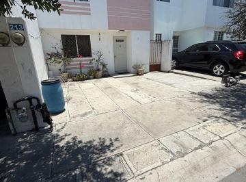 Casa · 104m² · 3 Recámaras · 2 Estacionamientos · Casa en Los Molinos San Francisco