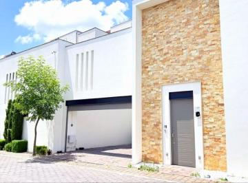 Casa en condominio de 3 habitaciones, Metepec · Casa Venta Residencial Zaragoza a Dos Cuadras de Av Tecnológico y Av Las Torres