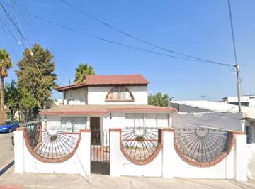 Casa de 4 habitaciones, Tijuana · Casa en Venta en Gas y Anexas, Tijuana, Baja California