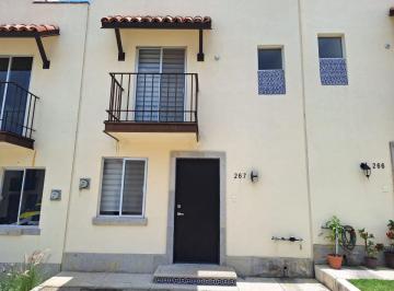 Casa de 3 habitaciones, Tlajomulco de Zúñiga · Casa en Venta en Alta California con Recamara en Planta Baja