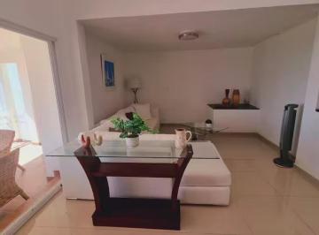 Casa · 245m² · 3 Recámaras · 2 Estacionamientos · Casa en Venta en Volcanes Cuernavaca