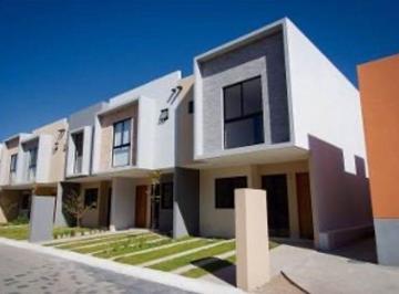 Casa en condominio · 120m² · 3 Recámaras · Casa en Venta en Parques del Bosque II, San Pedro Tlaquepaque
