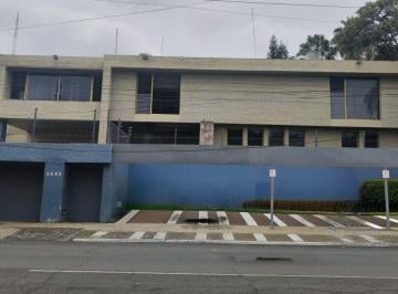 Casa uso de suelo de 16 habitaciones, Guadalajara · ¡Oportunidad Única en Arcos Vallarta, Guadalajara!