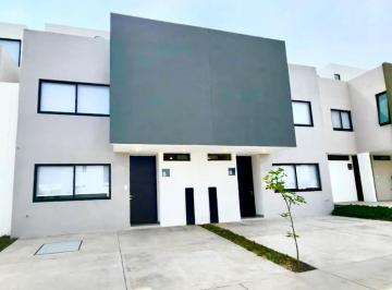 Casa en condominio de 3 habitaciones, El Marqués · Casa en Venta en Fraccionamiento Kova Residencial, Zakia Querétaro.