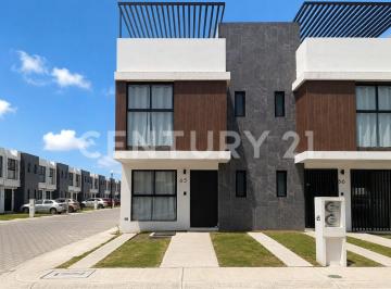 Departamento · 110m² · 2 Recámaras · 2 Estacionamientos · Casa en Renta en Aruba Residencial, San Francisco. Ocotlan, Puebla.