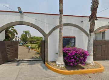 Casa de 3 habitaciones, Cuautla · Excelente Casa en Remate en Brisas de Cuautla, Cuautla, Morelos.