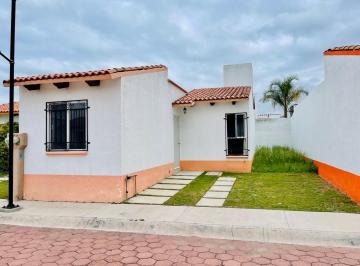 Casa · 73m² · 3 Recámaras · 2 Estacionamientos · Casa en Venta en San Juan del Rio Queretaro