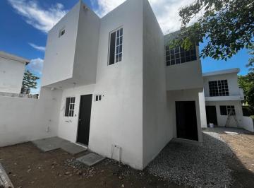 Casa · 94m² · 2 Recámaras · 1 Estacionamiento · Casa en Ciudad Madero