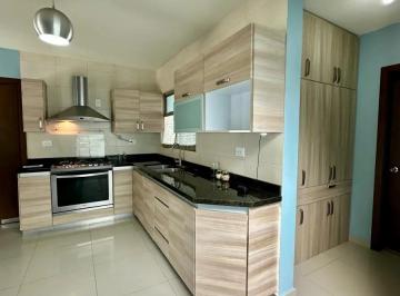 1 · Casa en Renta en Misiones VII – Amplio Jardín y Excelente Ubicación en Saltillo