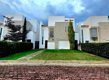 1 · Casa en Venta en Residencial Foresta, Metepec, México