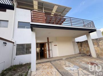 Casa · 250m² · 3 Recámaras · Renta de Casa San Cristobal de Las Casas