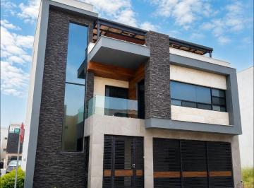 Casa de 3 habitaciones, General Escobedo · Casa de Lujo en Venta en La Encomienda, ¡En Esquina, Moderna y Equipada!