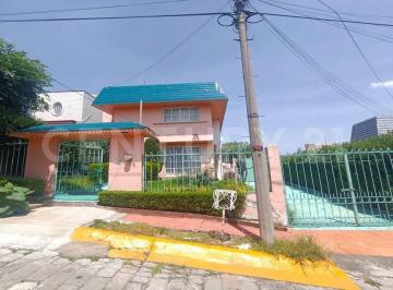 Casa en Venta en Lomas De Bellavista, Atizapán · Casa en Venta en Lomas de Bellavista, Atizapán, Edo. Méx