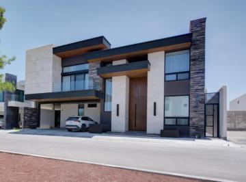 1 · Casa en Venta con Acabados de Alta Gama en Rincón de Los Encinos