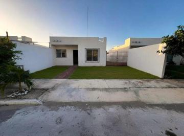 Casa · 77m² · 2 Recámaras · Casa Equipada en Venta, Patio Amplio, Excelente Ubicación