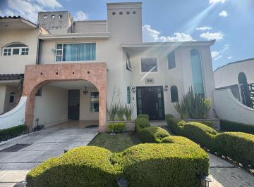 Casa de 3 habitaciones, Toluca · Oportunidad de Casa en Renta en Hacienda San Jose!