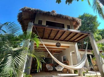 Casa de 1 habitación, San Pedro Mixtepec · Casa de 343 m² con 1 Recámara en Venta en Brisas de Zicatela