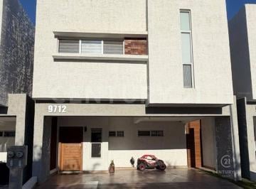 Casa · 211m² · 3 Recámaras · Casa en Venta en Rinconadas del Valle Ll, Chihuahua, Chih.