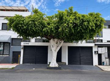 Casa Venta 182m² de 6 habitaciones · Americana Gdl