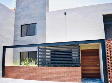 1 · Casa Estilo Minimalista en Renta de 4 Recámaras en Álamos 3ra Sección en Querétaro!