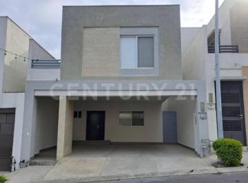 Casa · 214m² · 3 Recámaras · 2 Estacionamientos · Casa en Renta en Puerta de Hierro Cumbres, Monterrey, N. L.