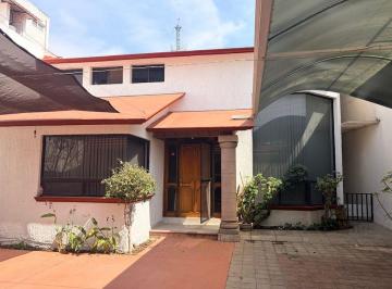 Casa de 2 habitaciones, Querétaro · Renta de Centríca y Confortable Casa a Unos Pasos de La Uaq