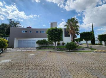 Casa de 3 habitaciones, San Andrés Cholula · Casa en Renta Lomas de Angelópolis 1 Cluster 999