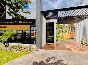 Casa · 3 Recámaras · Casa en Renta en Cancún 3 Recámaras Amueblada Sobre Av Huayacán