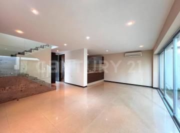 Casa · 205m² · 3 Recámaras · 2 Estacionamientos · Casa en Renta en Nueva Galicia Coto Barcelona