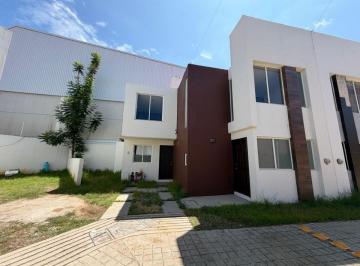 Casa de 3 habitaciones, Oaxaca de Juárez · Oportunidad de Inversión en Granjas y Huertos Brenamiel, Dentro de Fraccionamiento