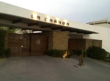 Casa de 3 habitaciones, Huixquilucan · Casa en Remate Ubicada en Privada La Cañada Bosque Real Huixquilucan