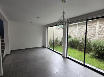 Casa · 90m² · 3 Recámaras · 2 Estacionamientos · Casa en Renta Residencial Crespa Town Toluca