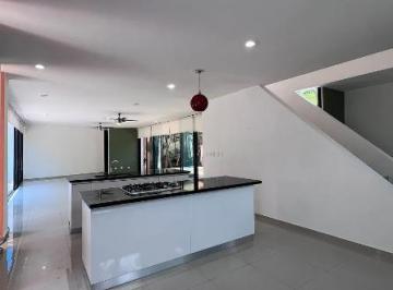 Casa · 249m² · 3 Recámaras · 3 Estacionamientos · Casa en Renta en Paseos del Mayab, Conkal Yucatán - (4)