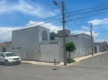 Casa · 285m² · 8 Recámaras · 3 Estacionamientos · De Oportunidad Casa Para Inversión - (4)