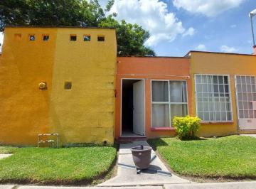 Casa en condominio de 1 habitación, Emiliano Zapata · Casa en Venta en El Fraccionamiento La Campiña Morelos
