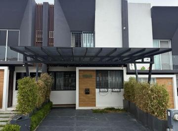Casa de 3 habitaciones, Morelia · Casa en Quinta Cantera Altozano 3 Rec Una en Planta Baja con Baño Completo Seguridad Areas Verdes