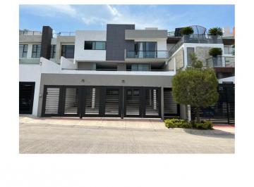 Casa de 4 habitaciones, Naucalpan de Juárez · Hermosa Casa Adjudicada en Lomas Verdes 6ta Secc, Estado de México