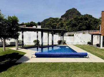 Casa · 99m² · 3 Recámaras · 1 Estacionamiento · Casa en Venta en Tlayacapan