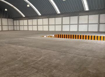 Bodega comercial · 1100m² · Bodega Industrial en Paseo Tollocan