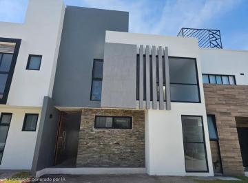 1 · Casa en Venta en San Mateo Atenco con Estudio/recamara en Pb