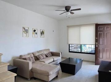 1 · Casa en Renta, Amueblada en Renta en Gran Santa Fe, Mérida Cerrada Caimitos