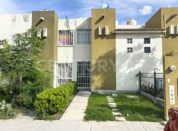 Casa en condominio · 101m² · 2 Recámaras · 2 Estacionamientos · Av Real del Marques 751, Fracc. Real del Marques, Querétaro, Querétaro
