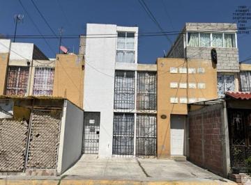 Casa de 4 habitaciones, Chicoloapan · Casa en Venta