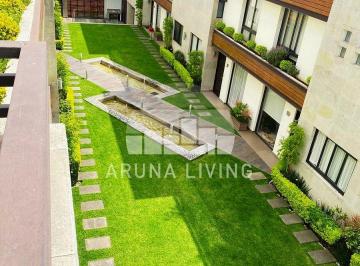 e70b4c339d7436b7a11853e9993b08776bd752d02b8960af4e85a6cee809376a · Casa en del Valle Sur con 3 Recámaras, Terraza, Jardín Interno y Seguridad 24/7