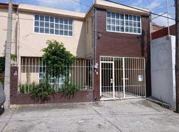 Casa de 3 habitaciones, Naucalpan de Juárez · Vendo Casa en Ciudad Satelite Para Remodelar
